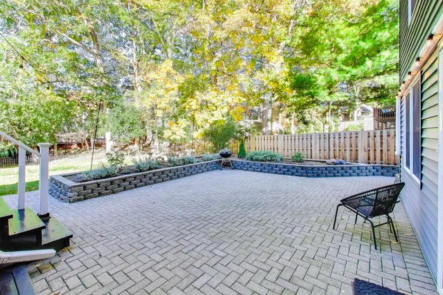 $599,900 | 405 Windham Trail, Carpentersville, IL 60110