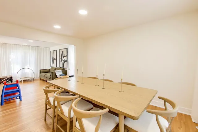 $599,900 | 405 Windham Trail, Carpentersville, IL 60110