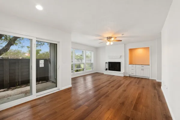 $119,900 | 260 El Dorado Boulevard, Unit 3101, Houston, TX 77598