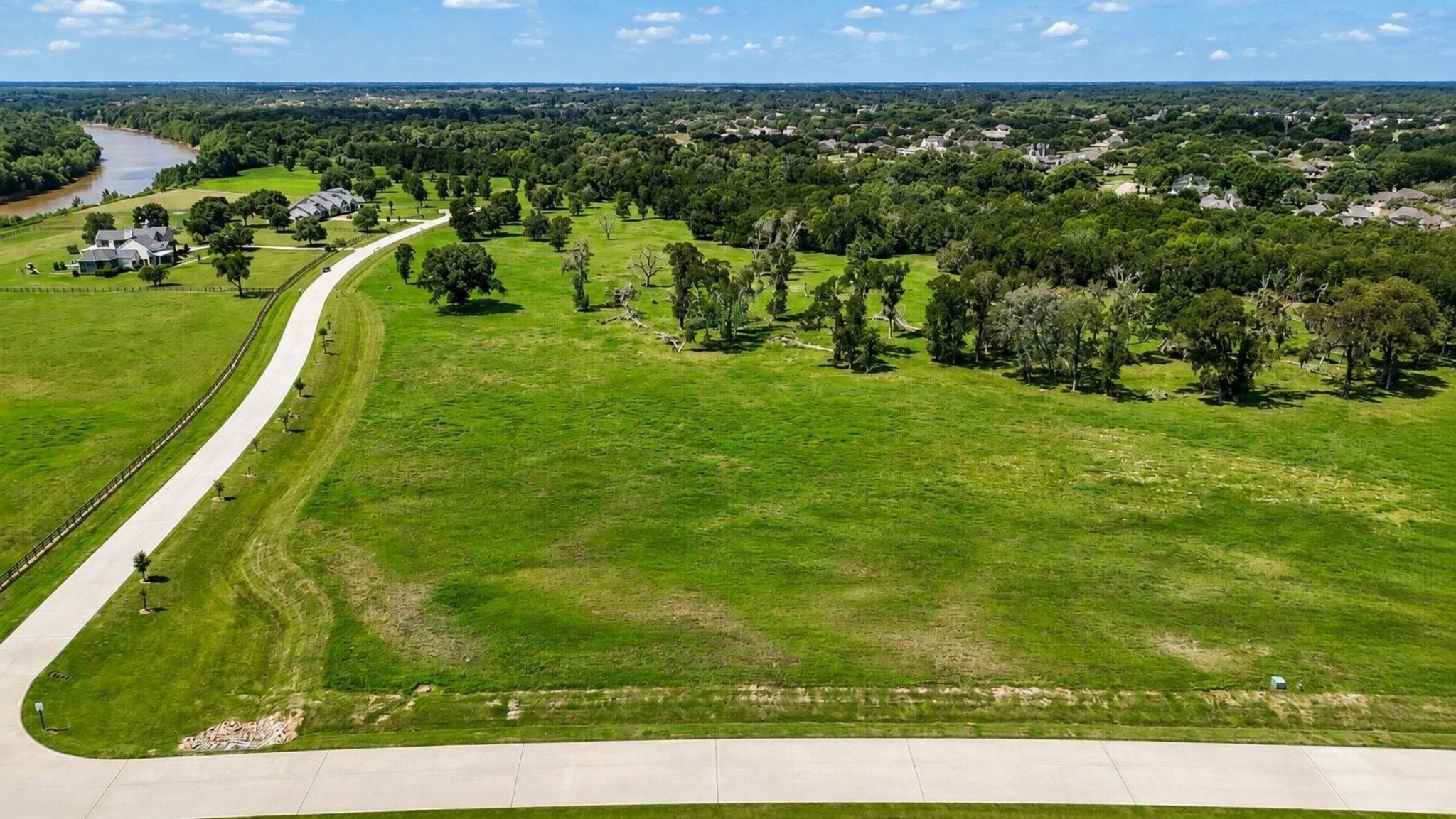 30810 Riverlake Road Fulshear, TX 77441 - Photo 10 of 12 Gallery Image 10
