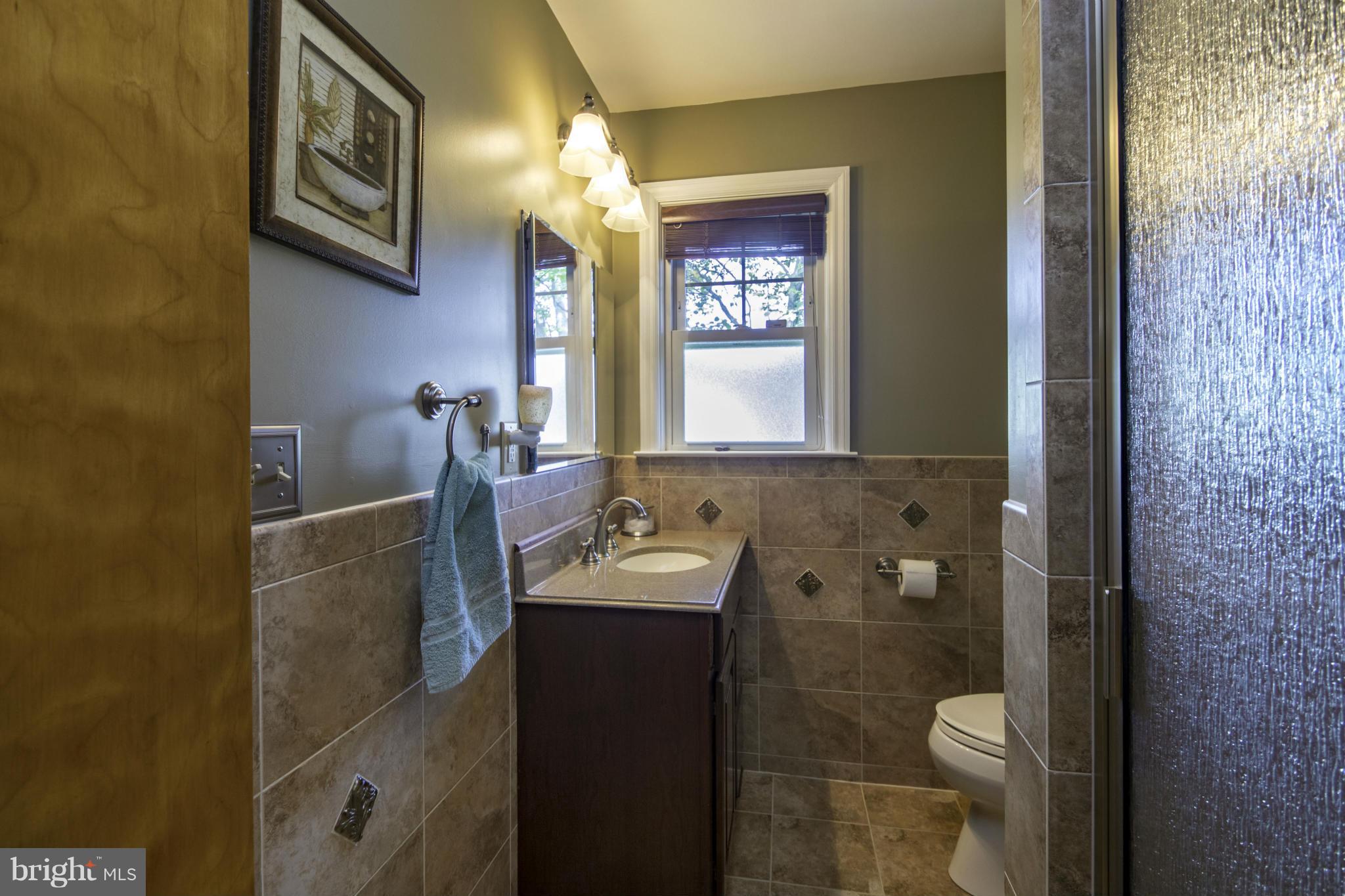 601 East Maple Road Linthicum, MD 21090 - Photo 9 of 30 Bath
