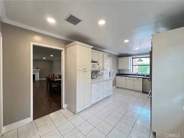 $4,500 | 139 East Dexter Street, Covina, CA 91723