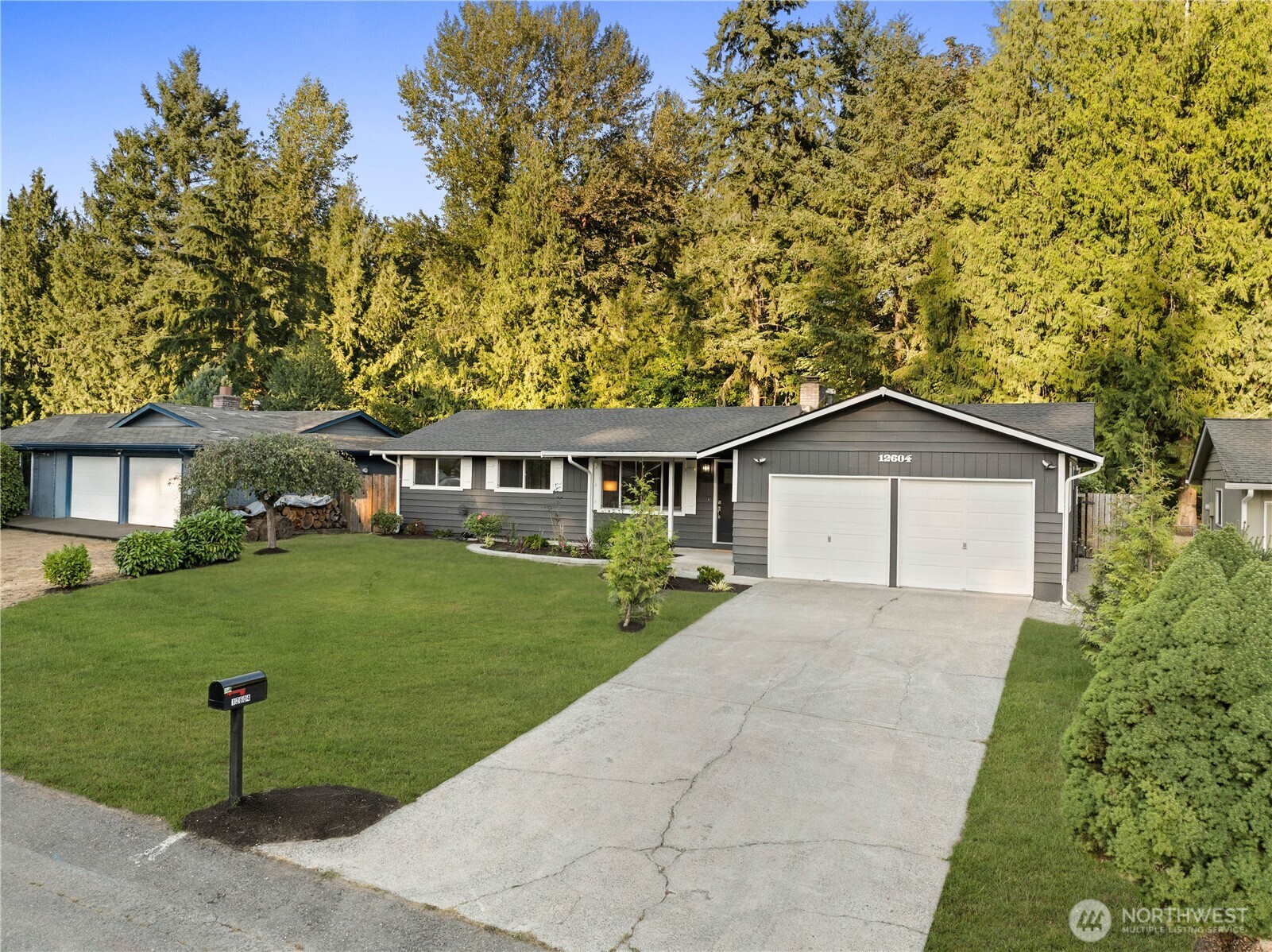 12604 177th Place Southeast Renton, WA 98059 - Photo 31 of 32 Gallery Image 31