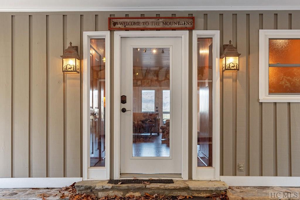 278 Golf View Road Sapphire, NC 28774 - Photo 5 of 68 Gallery Image 5