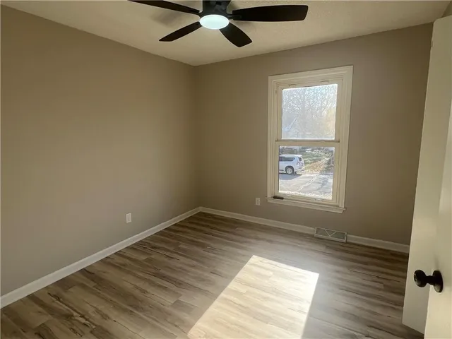 $335,000 | 8702 Linda Lane, Pleasant Valley, MO 64068