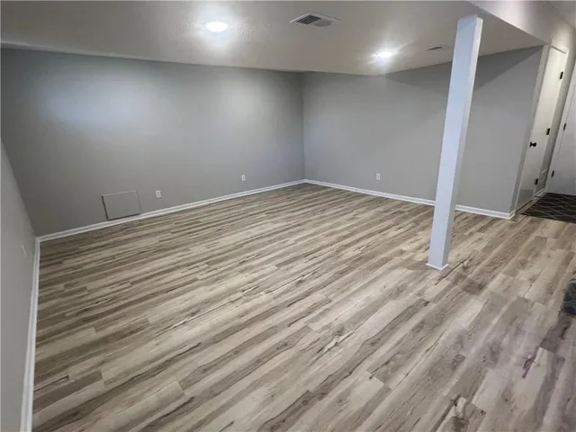 $335,000 | 8702 Linda Lane, Pleasant Valley, MO 64068