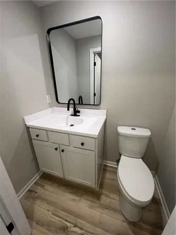 $335,000 | 8702 Linda Lane, Pleasant Valley, MO 64068