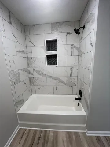 $335,000 | 8702 Linda Lane, Pleasant Valley, MO 64068