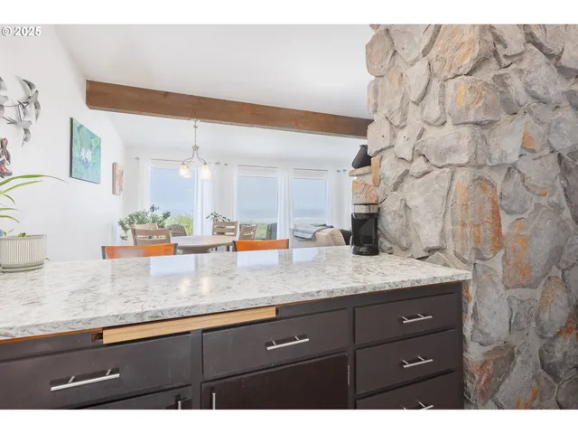 $570,000 | 3304 Northwest Oceania Drive, Waldport, OR 97394