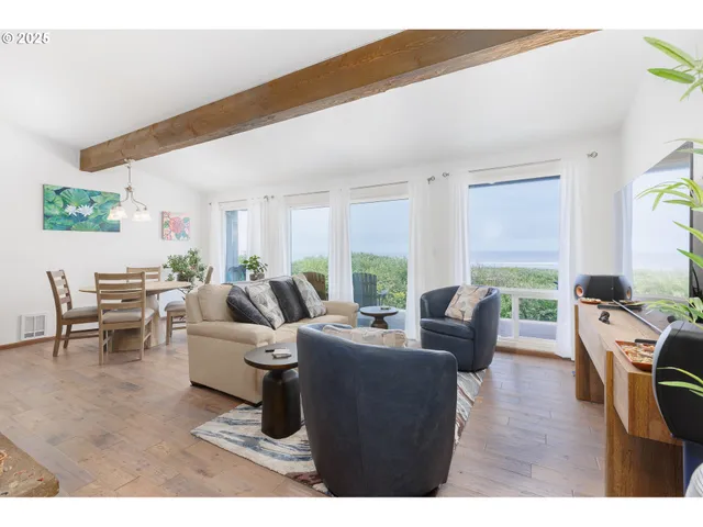 $570,000 | 3304 Northwest Oceania Drive, Waldport, OR 97394