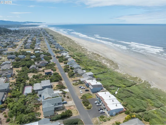 $570,000 | 3304 Northwest Oceania Drive, Waldport, OR 97394