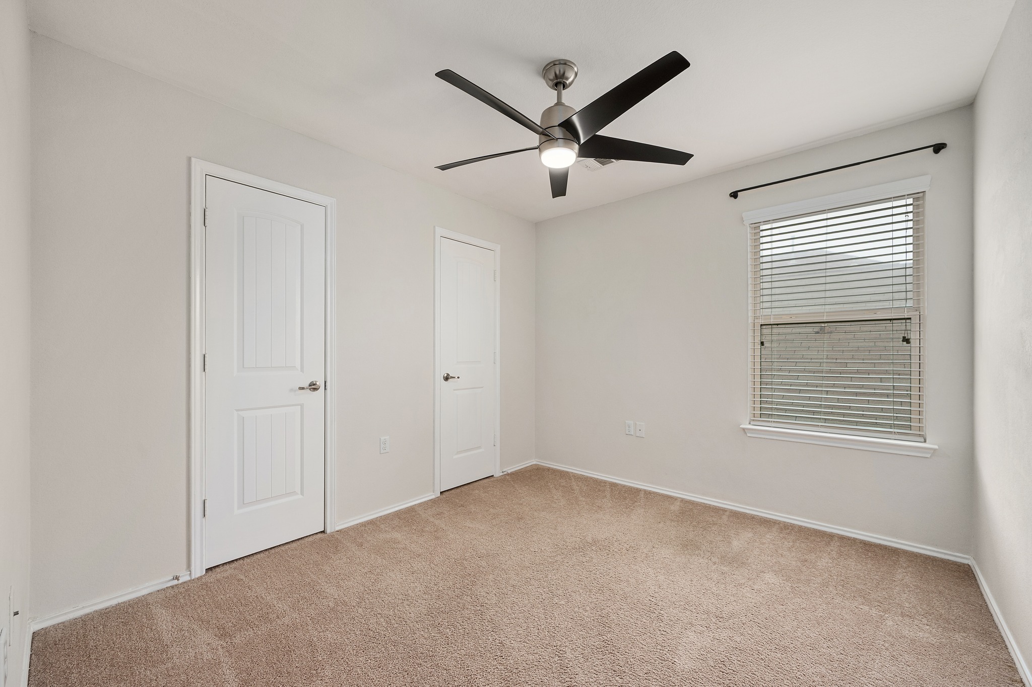 7108 Crestone Road Austin, TX 78744 - Photo 21 of 34