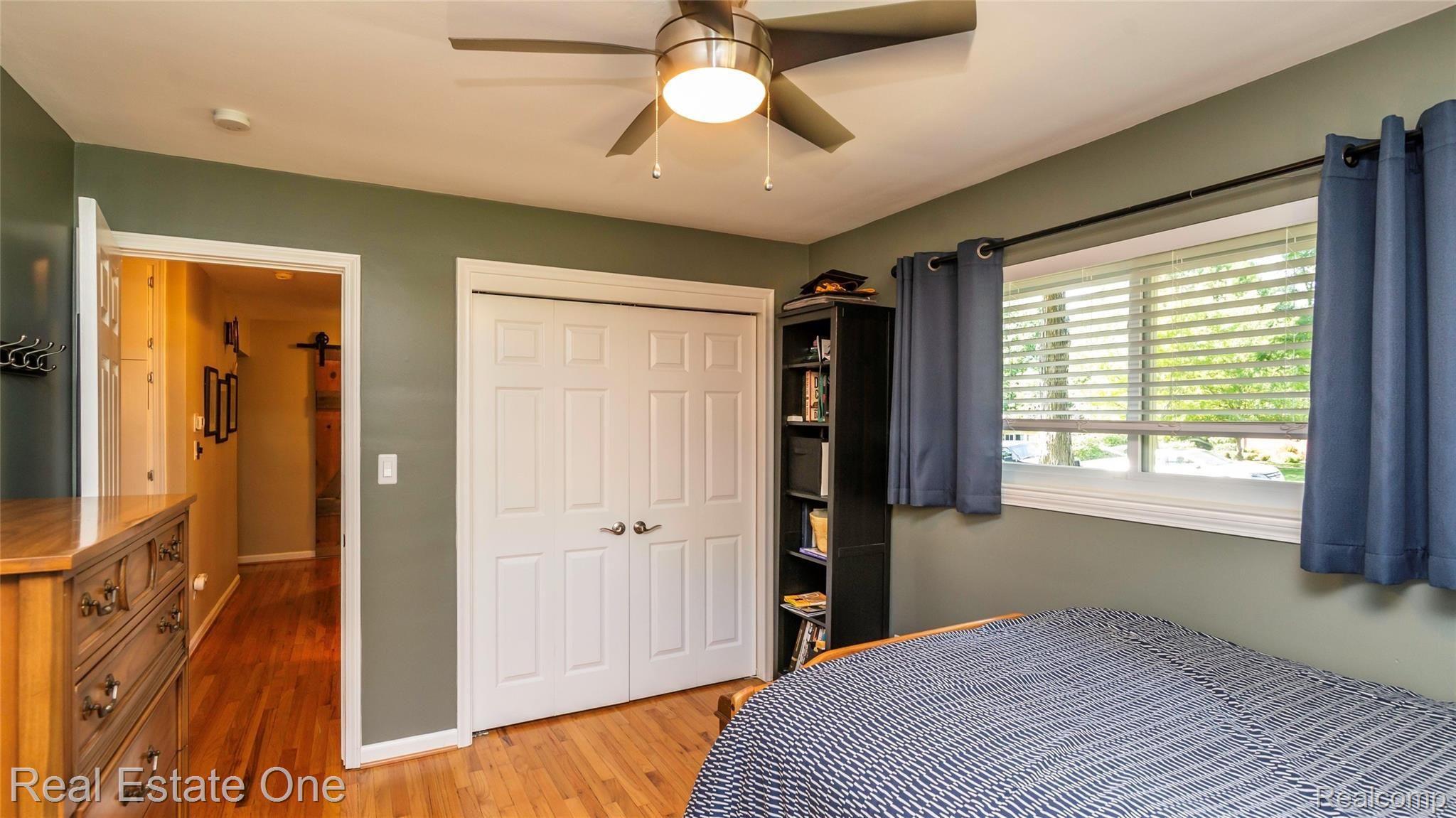 28536 Quail Hollow Road Farmington, MI 48331 - Photo 20 of 48 Bed 2