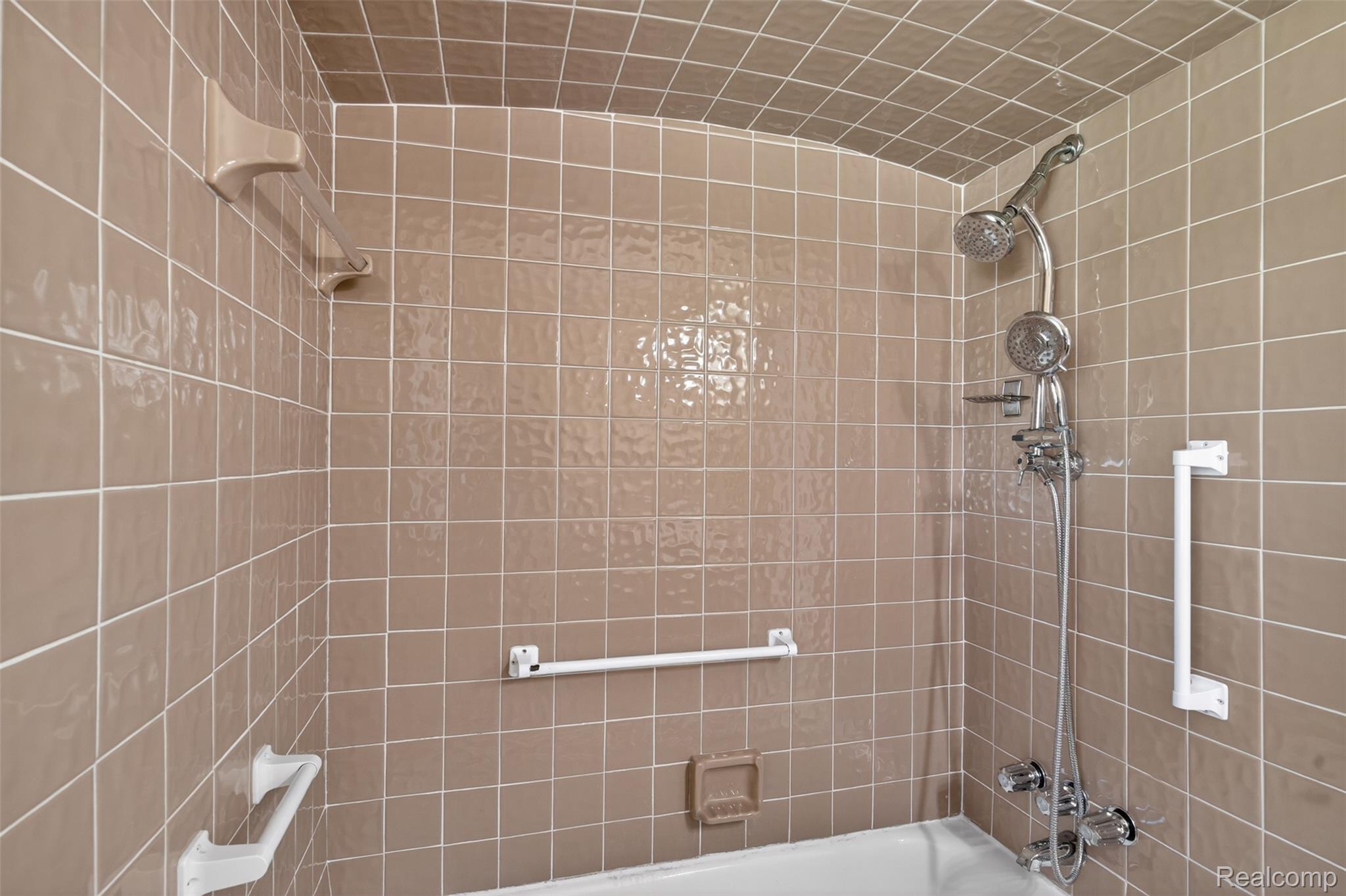 15623 Millar Road Clinton Township, MI 48036 - Photo 37 of 56 Bathroom featuring bathtub / shower combination