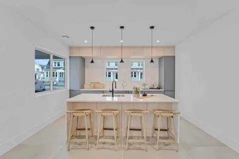 $1,699,000 | 12 Depot Road, Unit 1301, Westhampton Beach, NY 11978