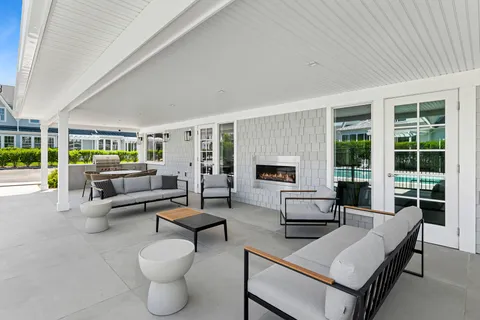 $1,699,000 | 12 Depot Road, Unit 1301, Westhampton Beach, NY 11978