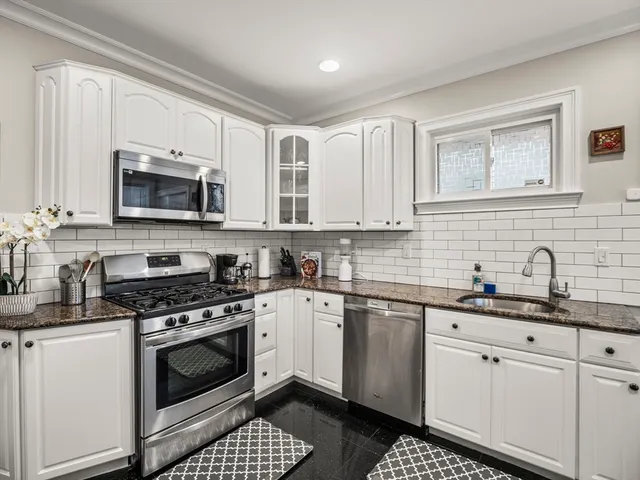 $640,000 | 4 George Street, Unit 1, Somerville, MA 02145