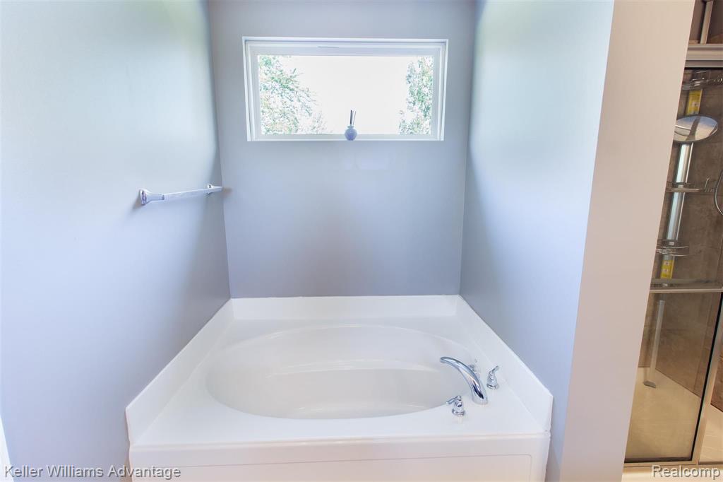 27679 Hartwick Circle Novi, MI 48374 - Photo 30 of 51