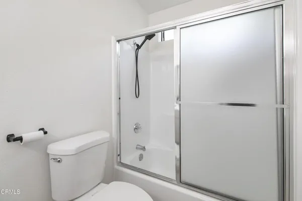 $2,200 | 1169 Rosedale Avenue, Unit 208, Glendale, CA 91201
