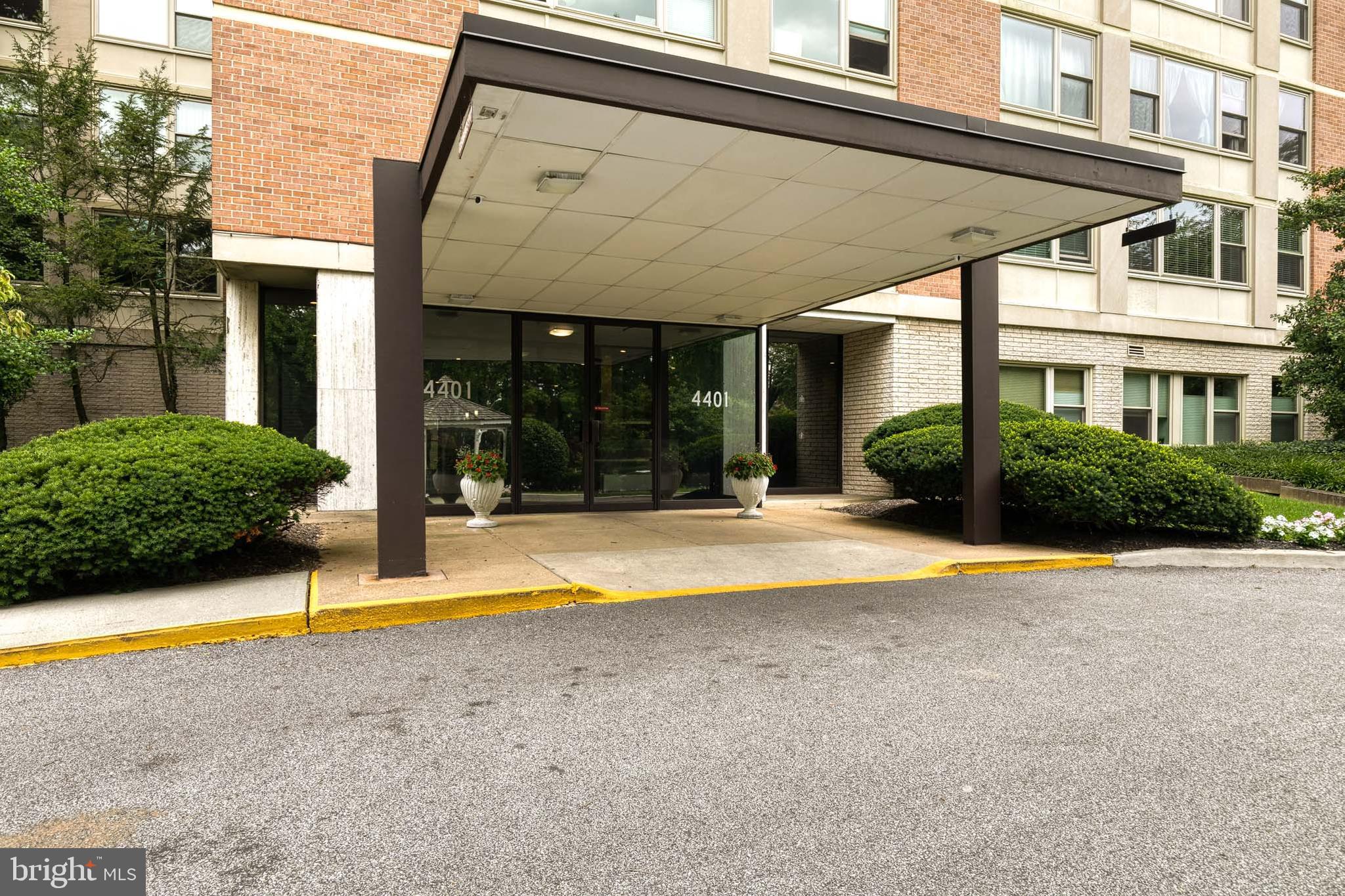 4401 Roland Avenue, Unit 408 Baltimore, MD 21210 - Photo 1 of 33 4401 Roland Avenue Main Entrance