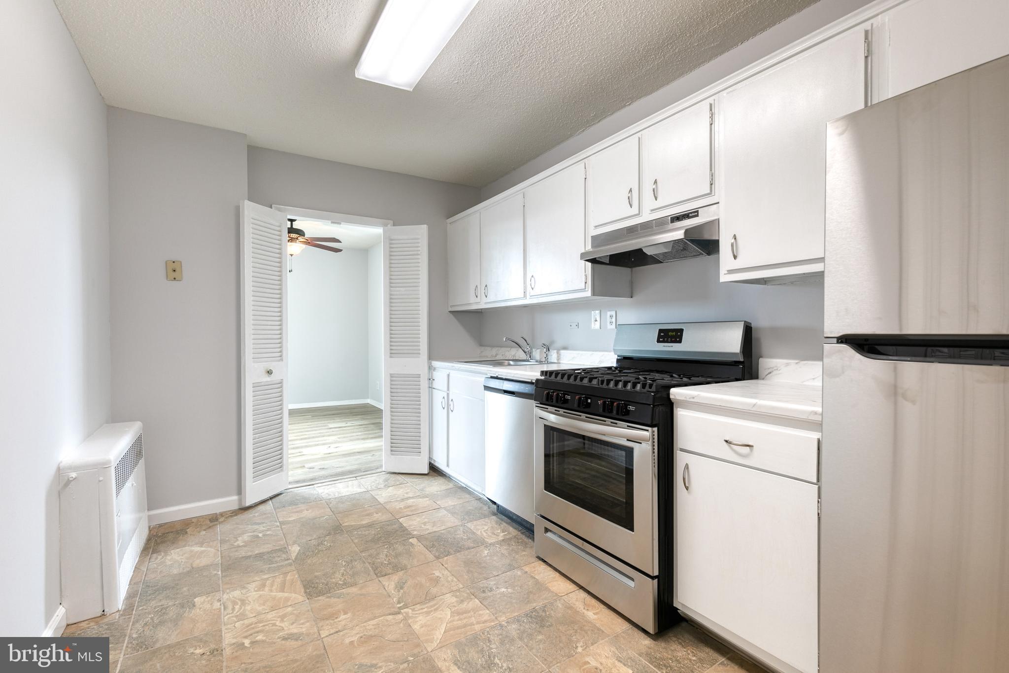 4401 Roland Avenue, Unit 408 Baltimore, MD 21210 - Photo 14 of 33 Updated Kitchen with All New Appliances