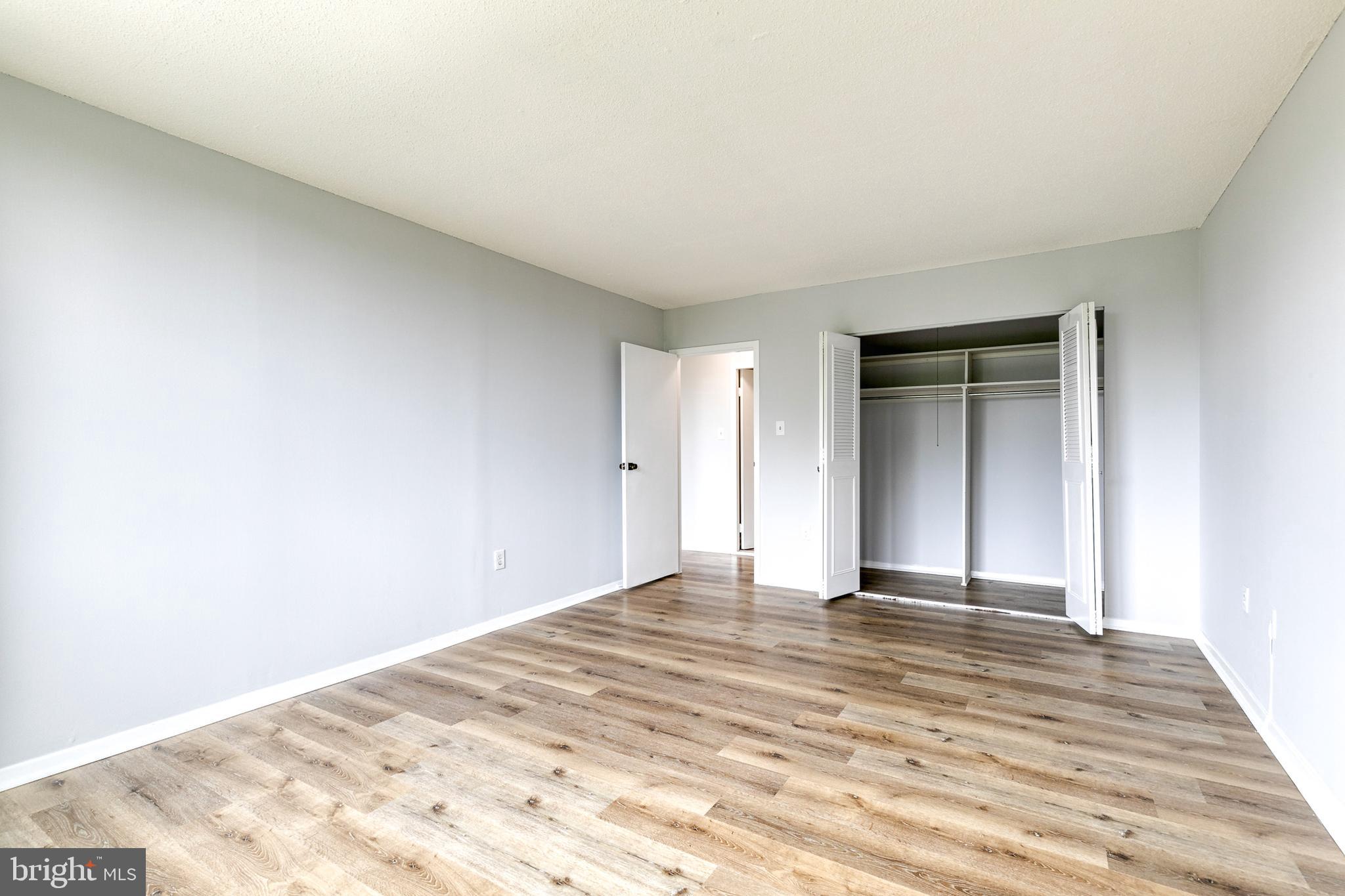 4401 Roland Avenue, Unit 408 Baltimore, MD 21210 - Photo 18 of 33 Bedroom with Large Closet