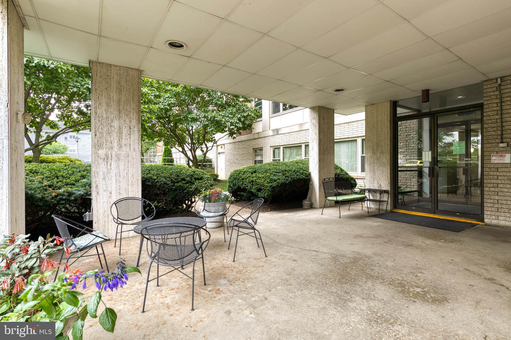 4401 Roland Avenue, Unit 408 Baltimore, MD 21210 - Photo 25 of 33 Covered Sitting Area