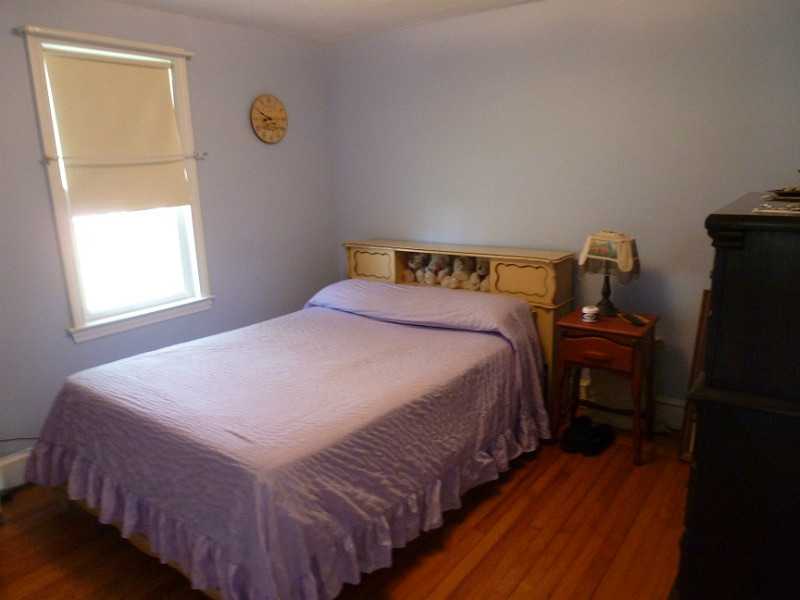 33 Clear View Drive Cranston, RI 02921 - Photo 19 of 22 Bedroom.