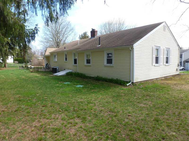 33 Clear View Drive Cranston, RI 02921 - Photo 5 of 22 Exterior Back.