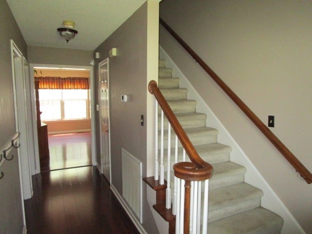 220 Stephens Hill Road Franklin, KY 42134 - Photo 4 of 18 Gallery Image 4