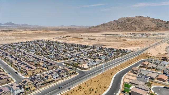 $470,000 | 2809 Draughtsmen Court, Las Vegas, NV 89156