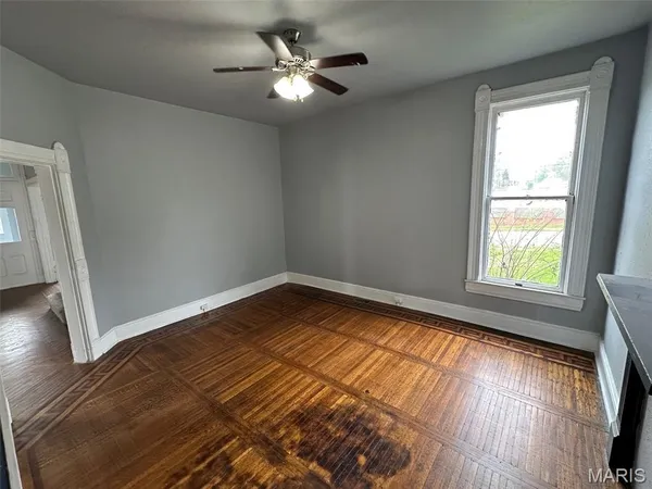 $149,500 | 821 Alby Street, Alton, IL 62002
