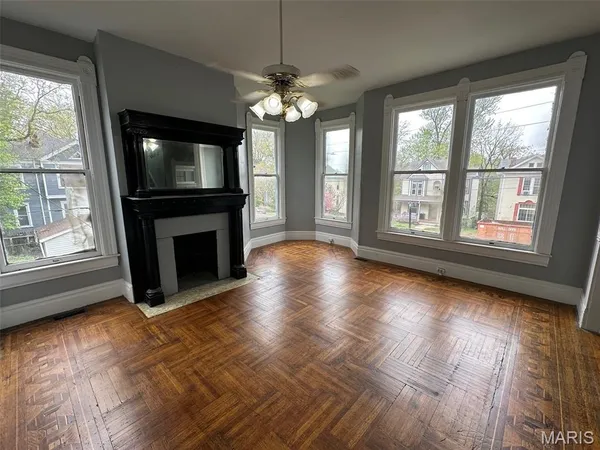 $149,500 | 821 Alby Street, Alton, IL 62002