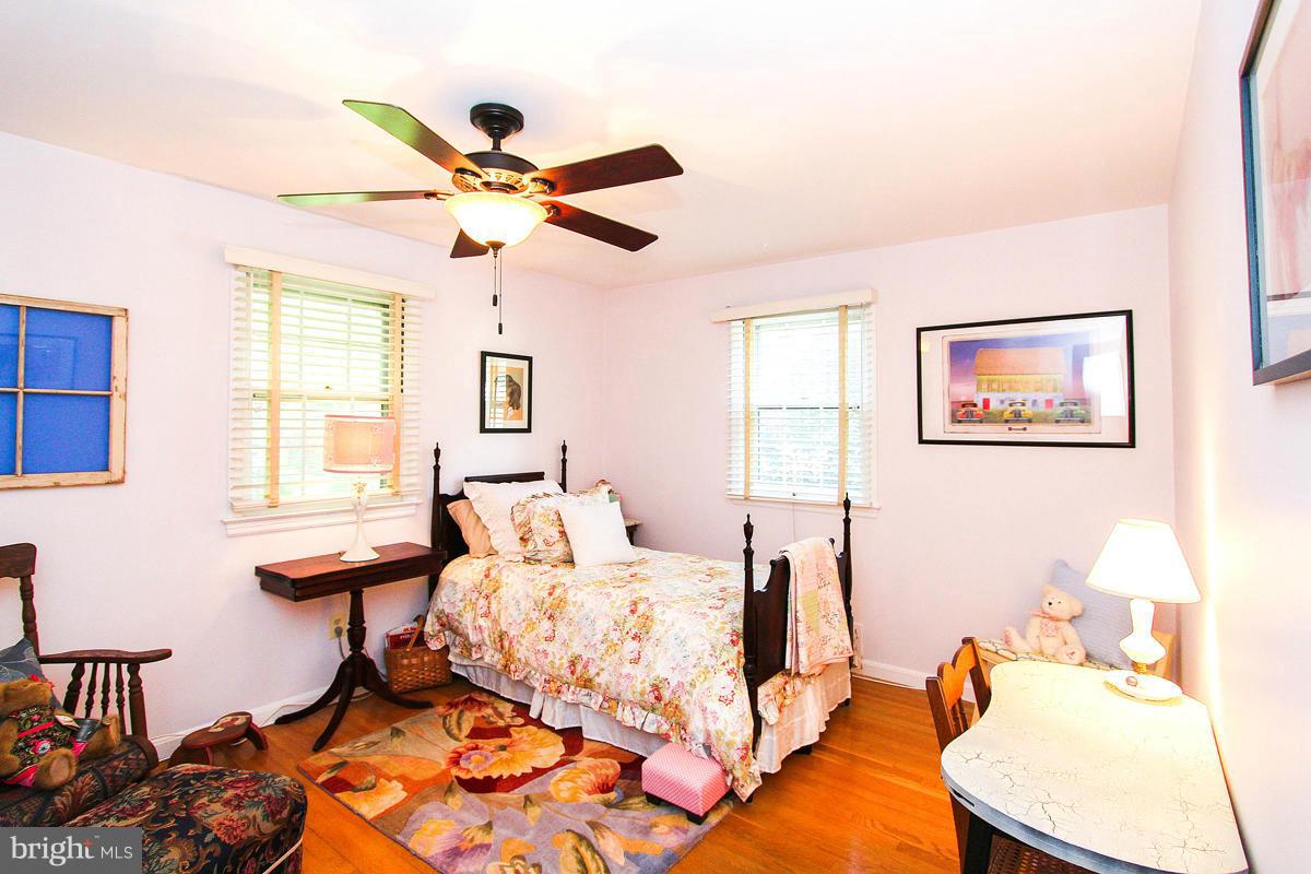 1323 Deep Run Lane Reston, VA 20190 - Photo 12 of 30 All upper level bedrooms have hardwood floors