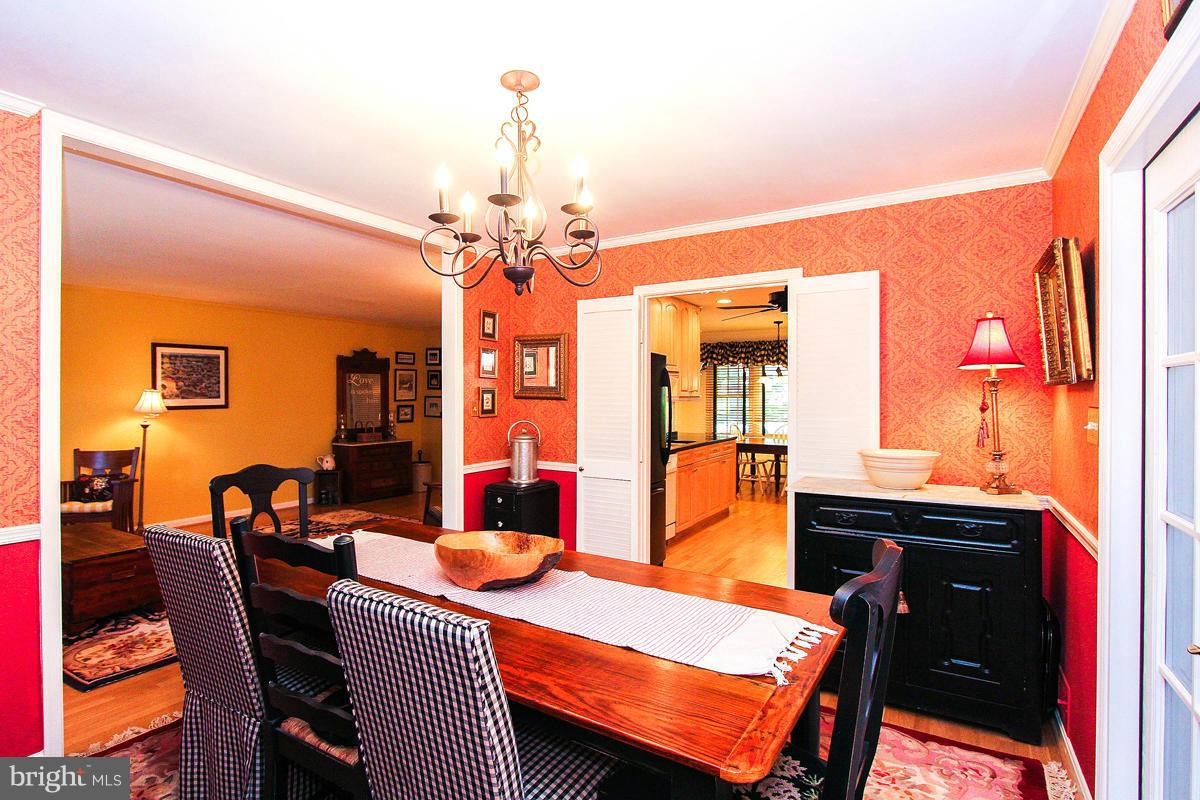 1323 Deep Run Lane Reston, VA 20190 - Photo 10 of 30 Dining Room