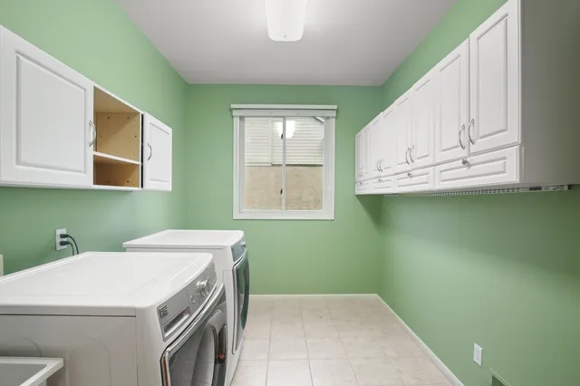 $5,900 | 6569 Whispering Woods Drive, West Bloomfield, MI 48322