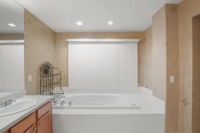 $5,900 | 6569 Whispering Woods Drive, West Bloomfield, MI 48322