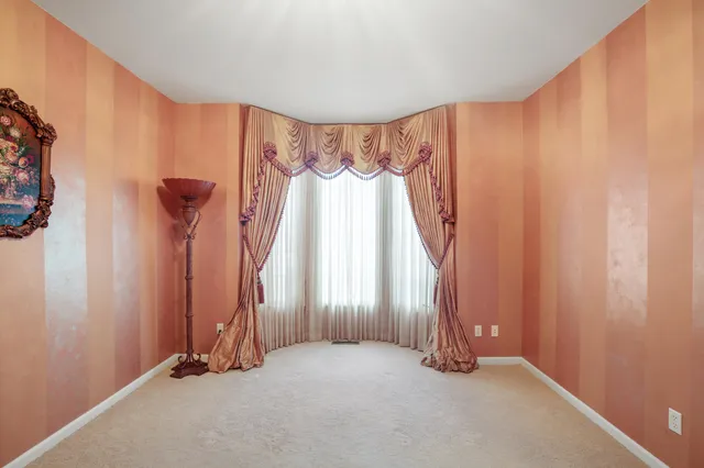 $5,900 | 6569 Whispering Woods Drive, West Bloomfield, MI 48322