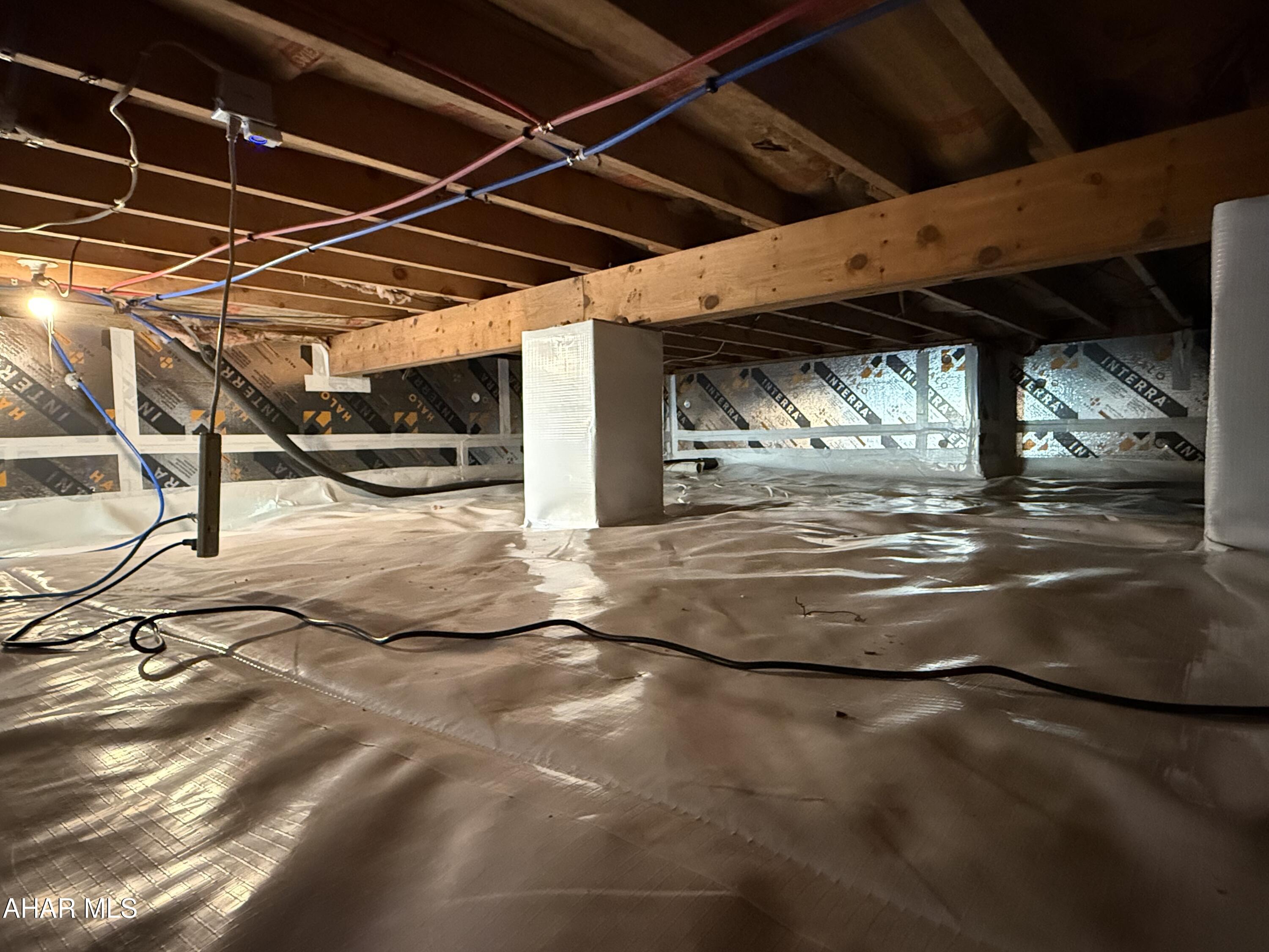 473 Calhoun Road Everett, PA 15537 - Photo 28 of 45 a view of a indoor swimming pool
