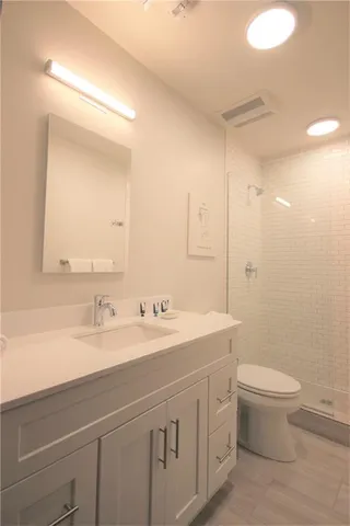 $2,950 | 820 Union Street, Unit 202, New Orleans, LA 70112