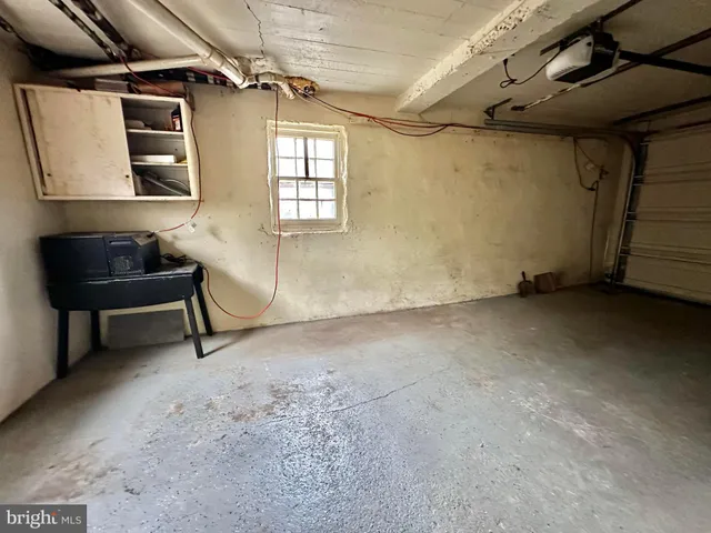 $4,400 | 2701 13th Street South, Arlington, VA 22204