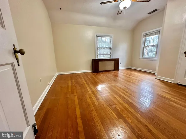 $4,400 | 2701 13th Street South, Arlington, VA 22204