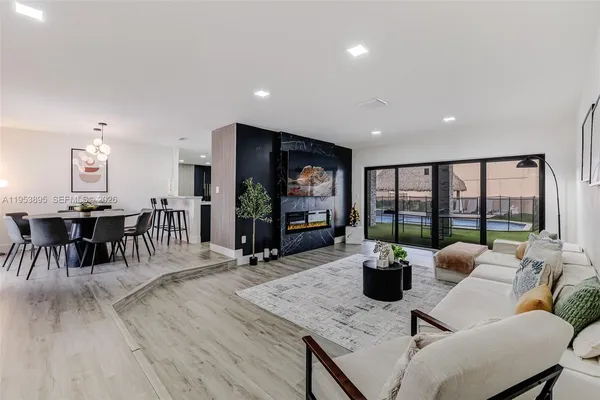 $1,499,000 | 10870 Southwest 106th Avenue, Miami, FL 33176