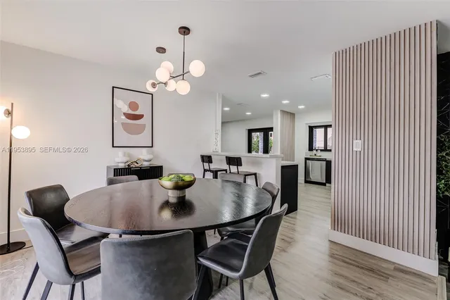 $1,600,000 | 10870 Southwest 106th Avenue, Miami, FL 33176