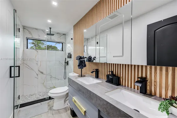 $1,499,000 | 10870 Southwest 106th Avenue, Miami, FL 33176