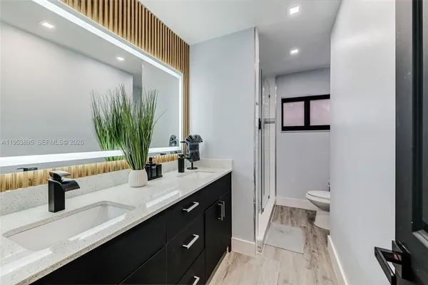 $1,499,000 | 10870 Southwest 106th Avenue, Miami, FL 33176