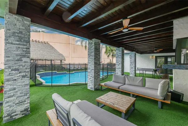 $1,499,000 | 10870 Southwest 106th Avenue, Miami, FL 33176