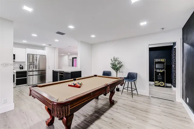 $1,600,000 | 10870 Southwest 106th Avenue, Miami, FL 33176