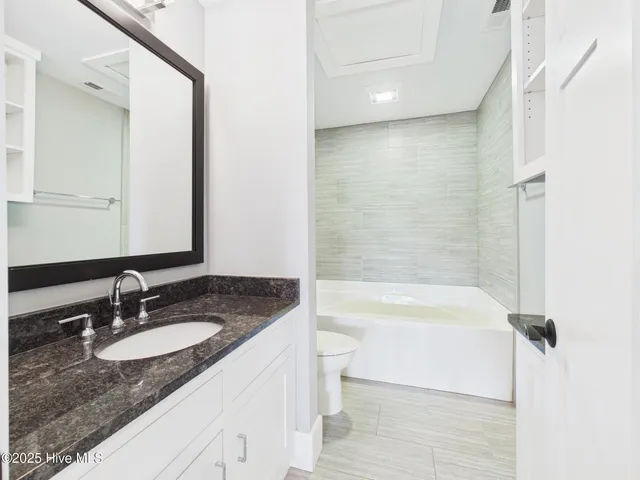 $3,200,000 | 1000 Lakebay Road, Vass, NC 28394