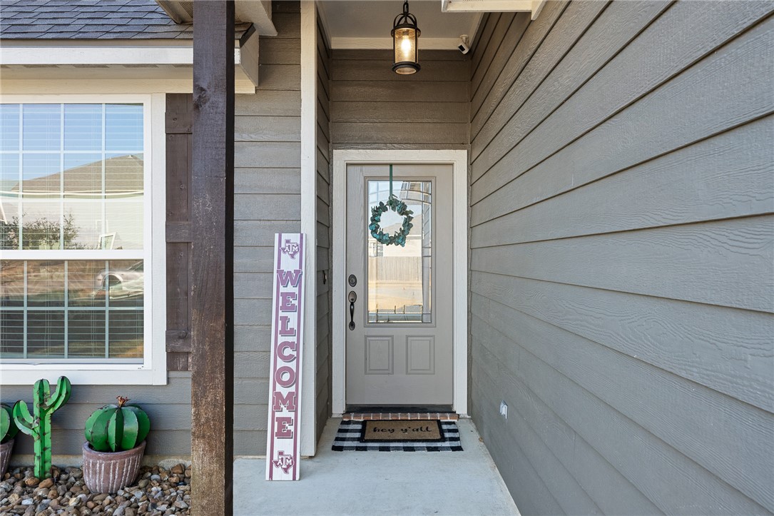 2143 Mountain Wind Loop Bryan, TX 77807 - Photo 4 of 34